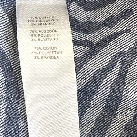 Chico’s Platinum Ankle Cuffed Denim Jeans Size 8 - Picture 9 of 10